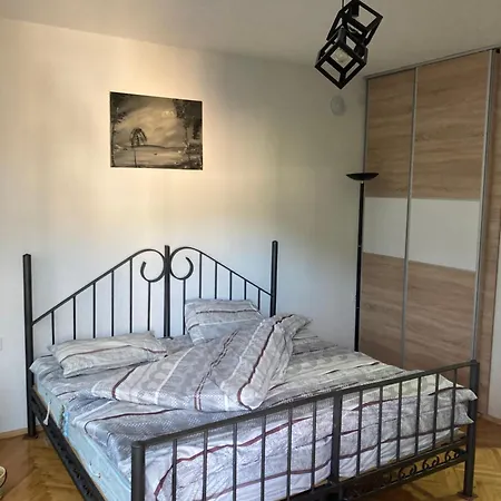 Apartment Demiroski